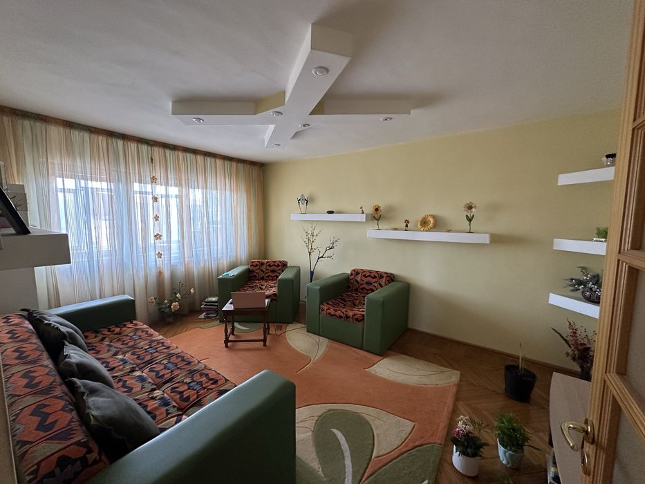 Apartament 3 CAMERE decomandat, 72 mp