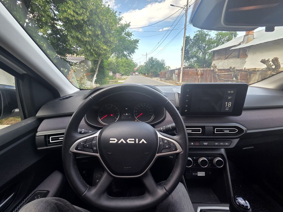 DACIA Logan 2025 — imagine 2