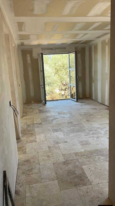 Montaj Marmură Travertin Granit