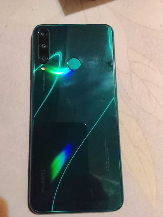 Продам телефон HUAWEI Y6p 64 gb