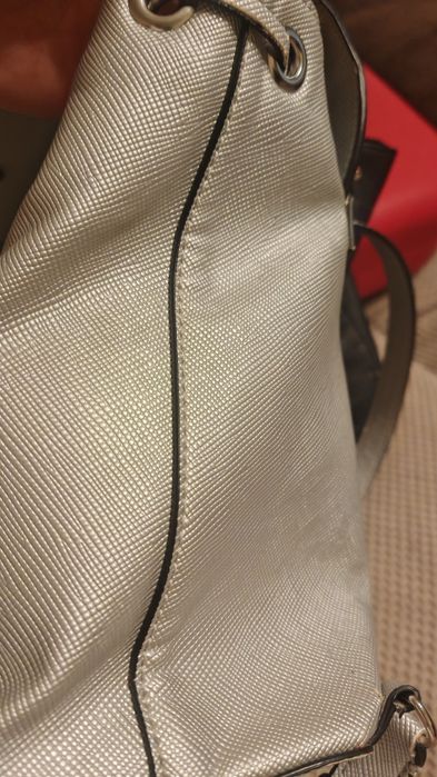 Оригинална раница Guess
