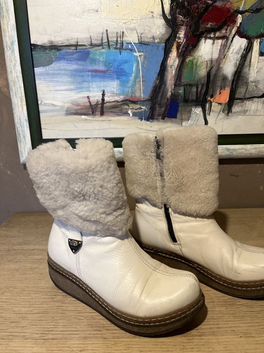 Дамски боти, естествена кожа бели с агнешка кожа