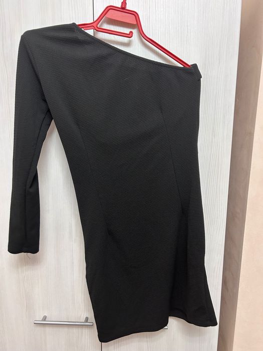 Дрехи рокли дамско