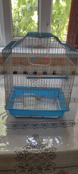 Продам клетку для птиц
