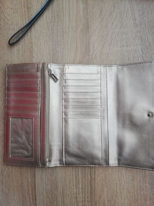 Оригинални дамски портфейли ,Furla,Michael Kors,Moschino,Guess,D