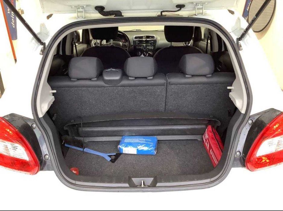 Mitsubishi Space Star на части