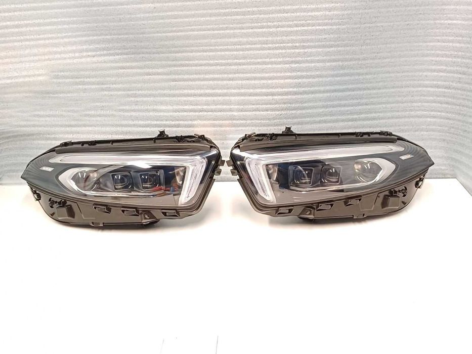 фар ляв и десен фарове Mercedes w177 A klass 2018-2025г. #1020 #1021