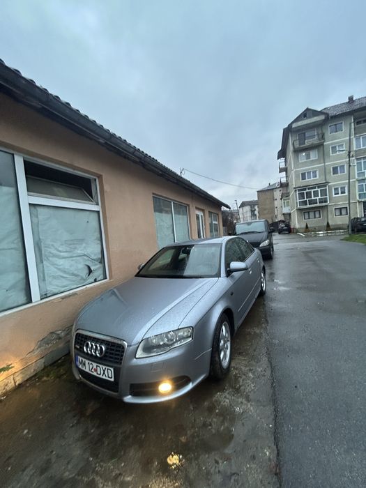 AUDI A4 0 — imagine 3