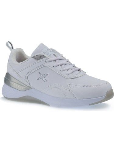 Женские кроссовки