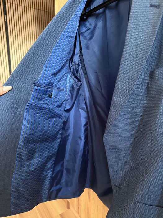 Мужской синий пиджак