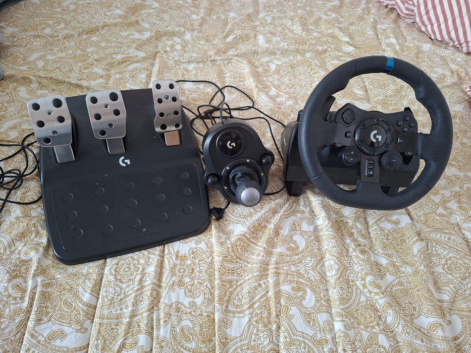Vand/schimb logitech g923
