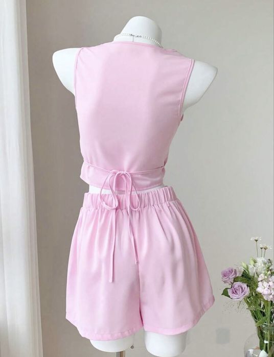 Комплект от две части