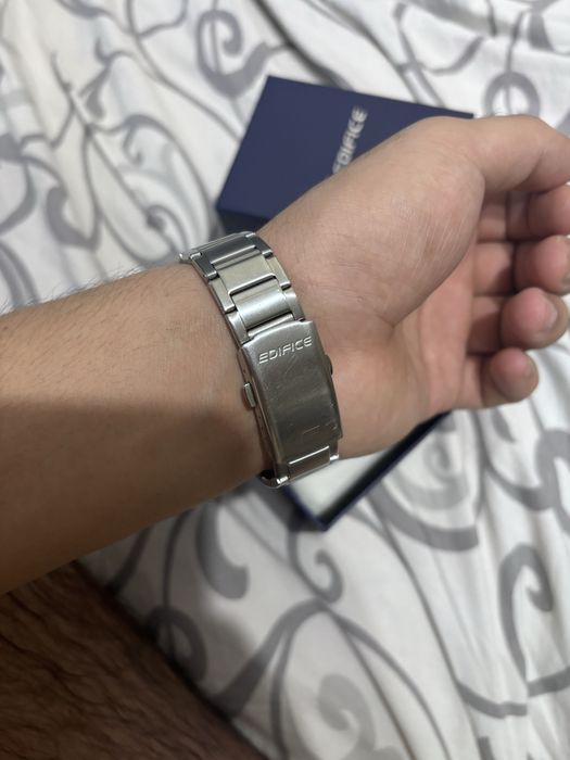 Casio Edifice с гарантий