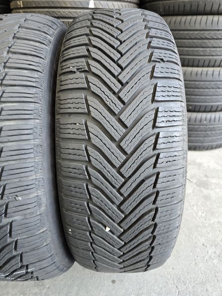 225/55/17 MICHELIN 4бр