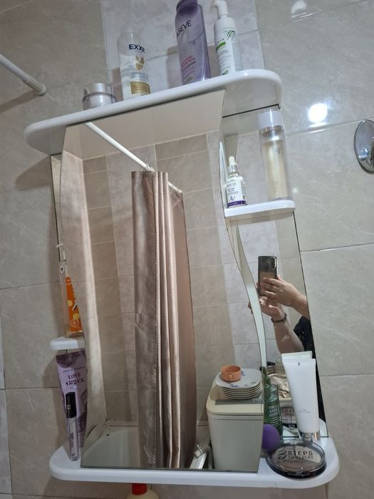 Продам зеркало в ванну