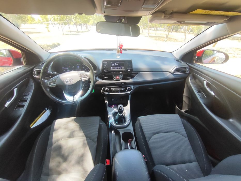 HYUNDAI i30 2019 — imagine 5