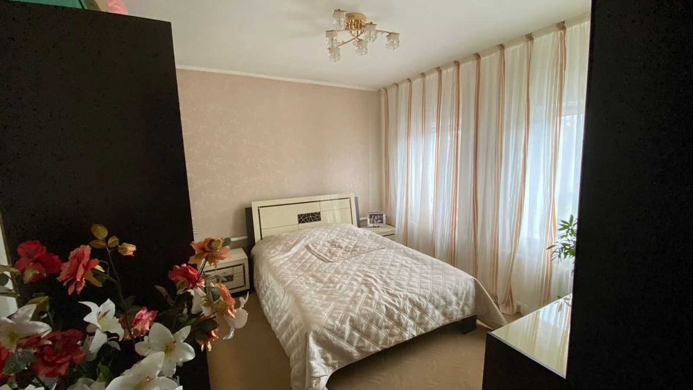 Продам дом для большой семьи.