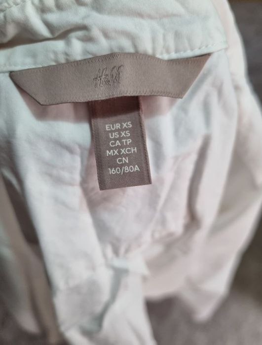 Set format din pantaloni scurți +cămașă (XS)