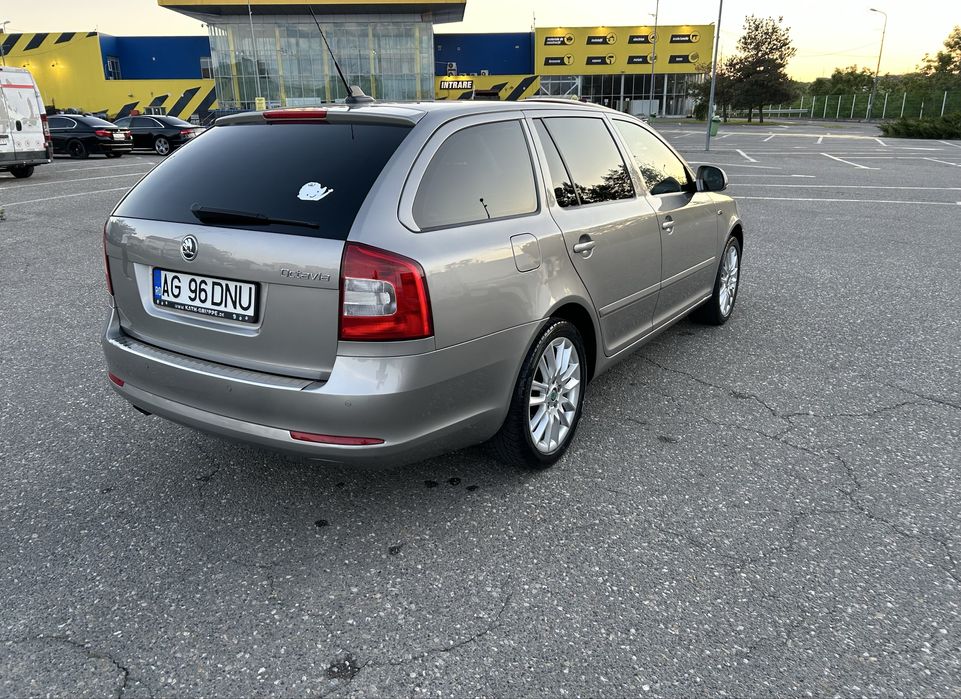 SKODA Octavia 2013 — imagine 3