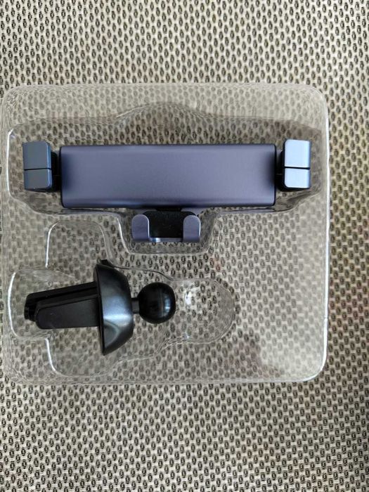 Нова стойка за телефон за кола - гравитационна