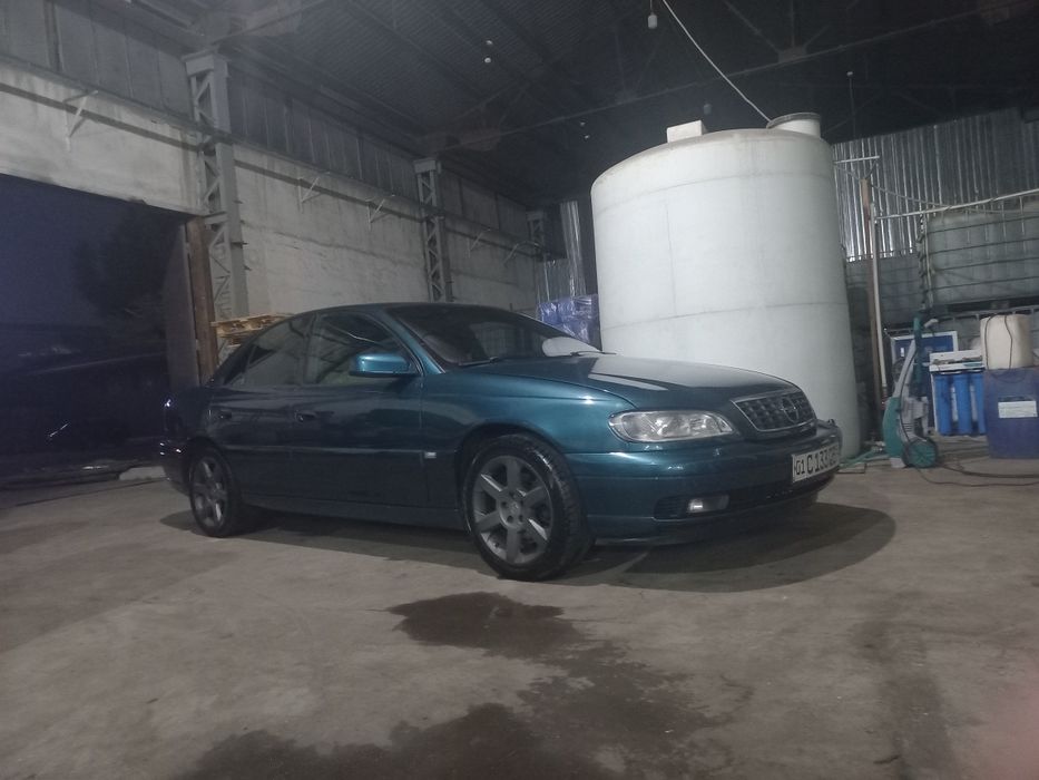 Opel omega 3.2 V6