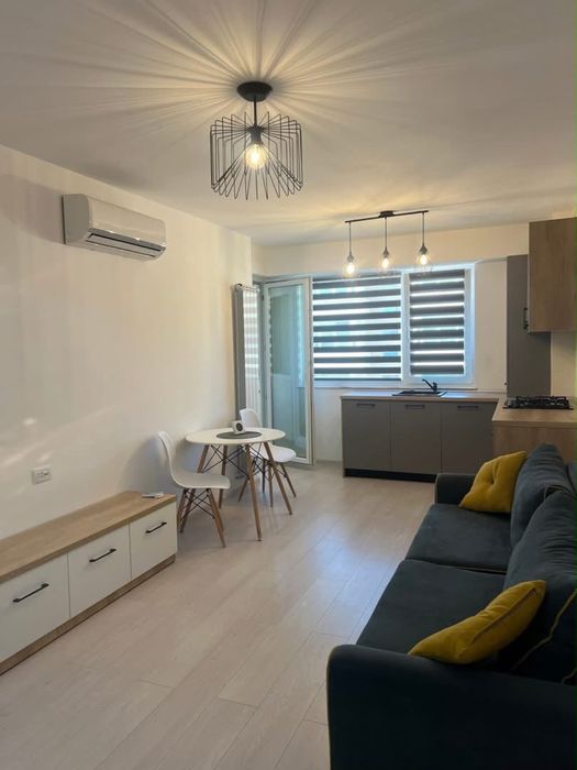 Inchiriez apartament 2 camere complex Fiald - proprietar
