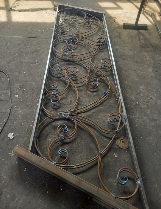 Перила лестнице козырьки