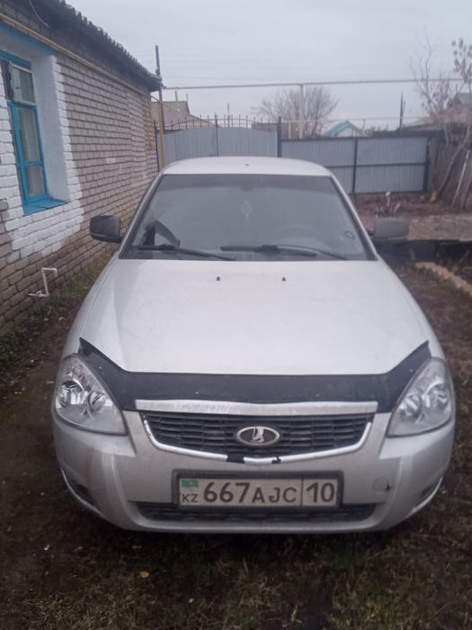 Срочно продается Приора 2010года.