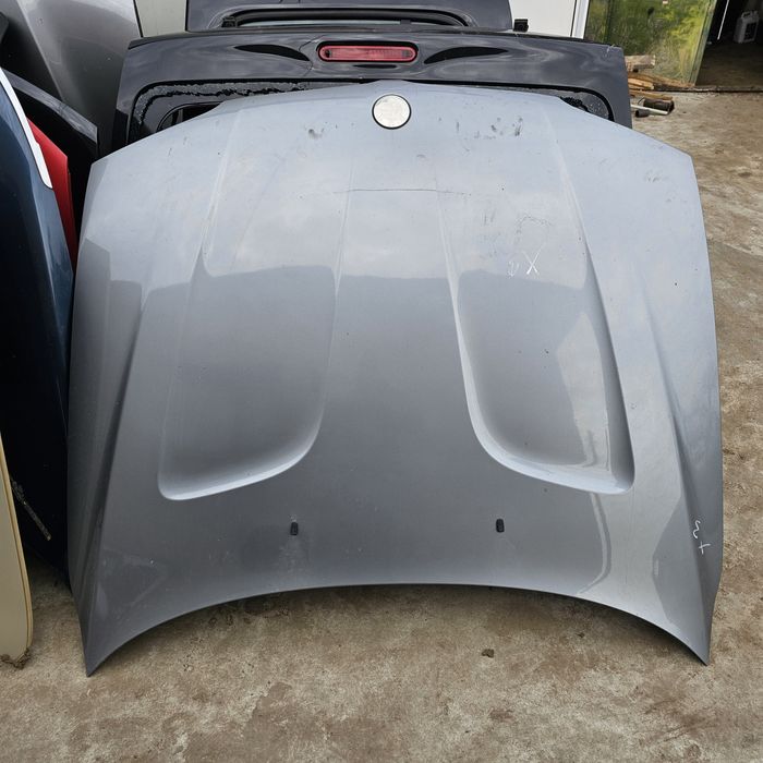 Преден капак BMW X3 (E83)