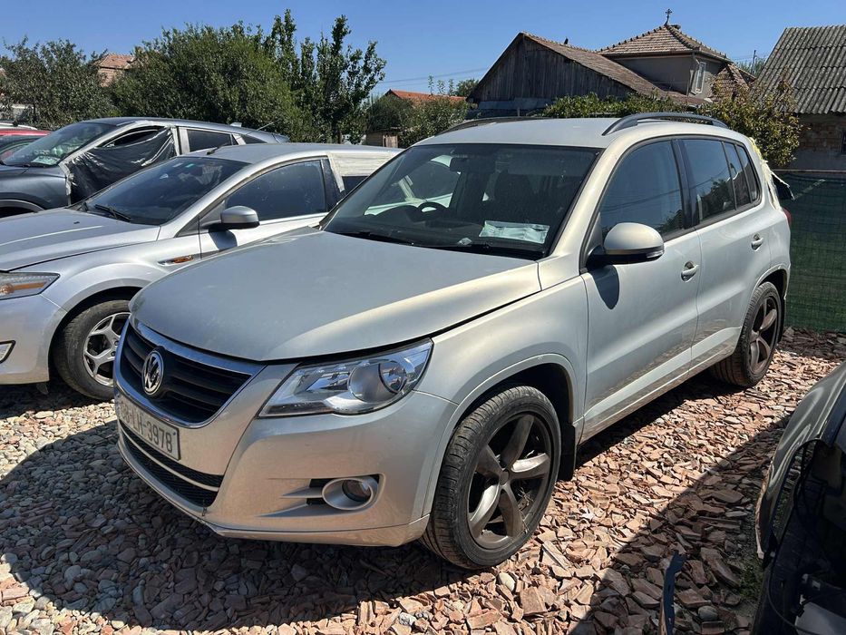 Piese VW TIGUAN an 2009 motor 1,4 TSI BWK .bara fata,aripi,capota LR7L