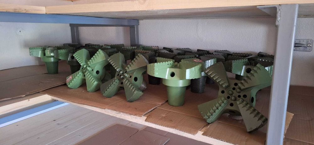 Sape de foraj PDC 250mm teren mediu-dur