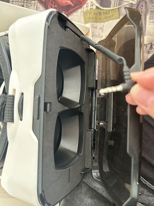 Продам VR очки .