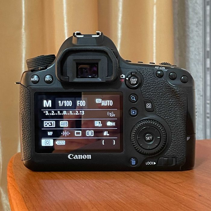 Фотоаппарат Canon EOS 6D (WG) Body