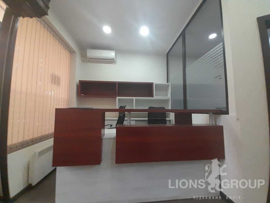 Офис, 55кв., Базар Левски!