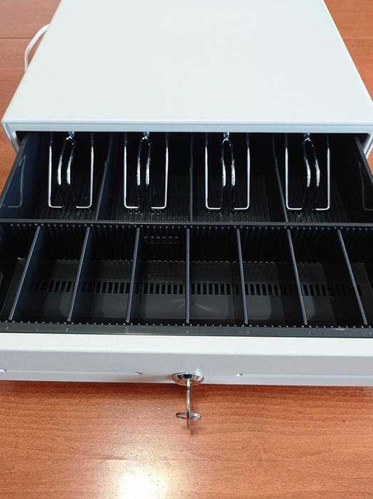 Касово чекмедже / сейф / за банкноти 36см х 36см х 10см(Н)