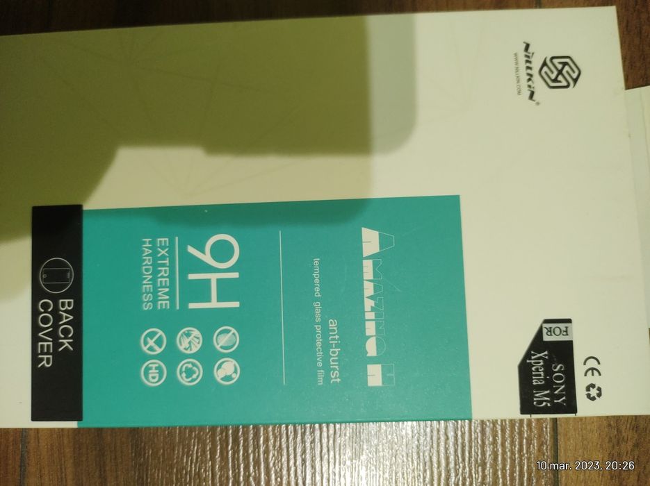 Folie sticla si plastic Sony Xperia M5