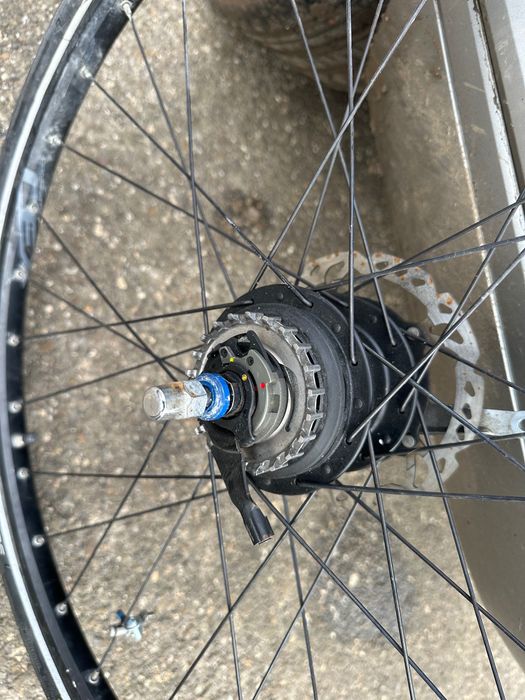 Roată bicicletă28’  cu disk pe curea Nexus Shimano viteze butuc