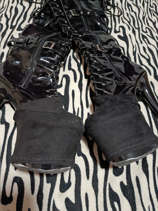 Продам стрипы выше колен pole dance 41 размер.