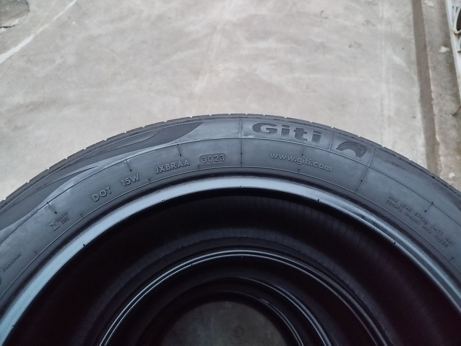 215 55 R17 Shina Giti comfort