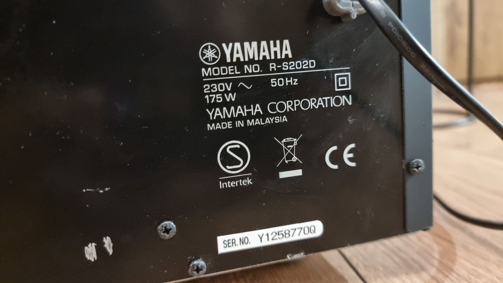 Усилвател yamaha r-s202d