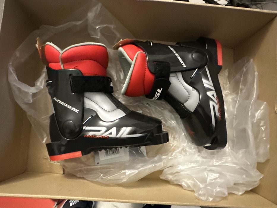 Vand clapari noi, diverse marimi, maxim marimea 39 EU