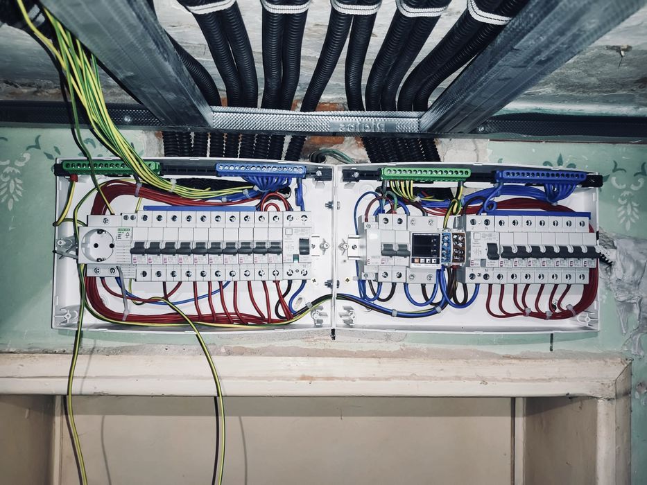 Instalații Electrice Case Noi, Renovare Apartament , Montaj Aparataj