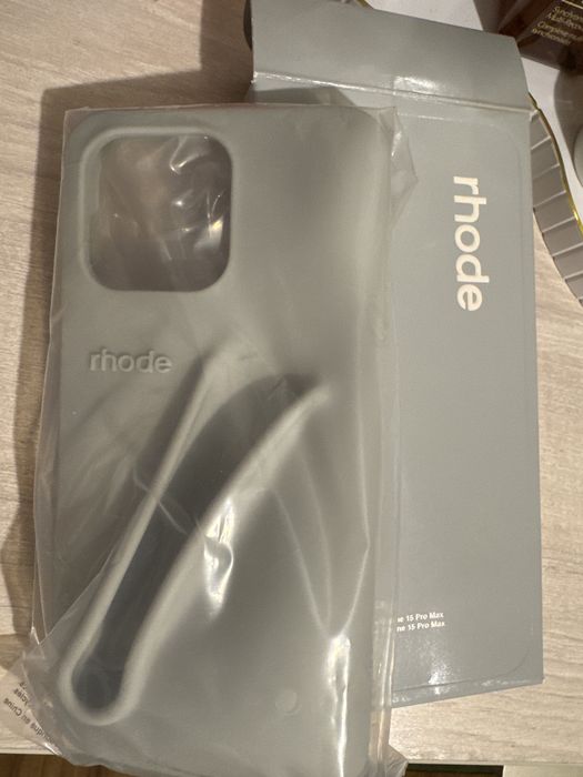 Чехол для iPhone 15 Pro max rhode