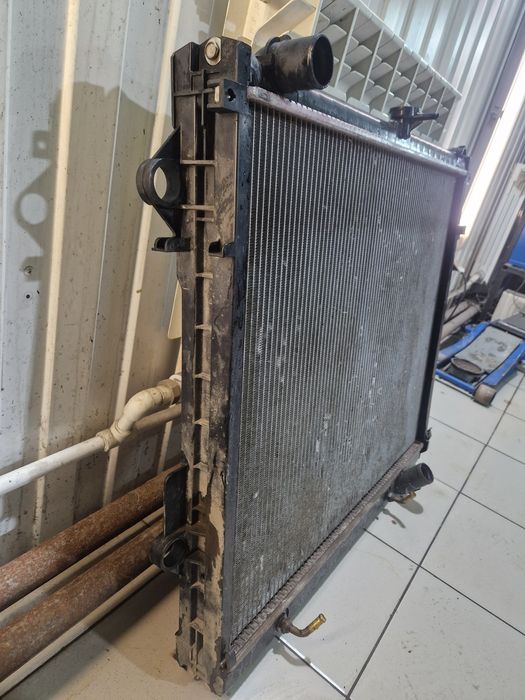 Радиатор Lexus LX570 3UR