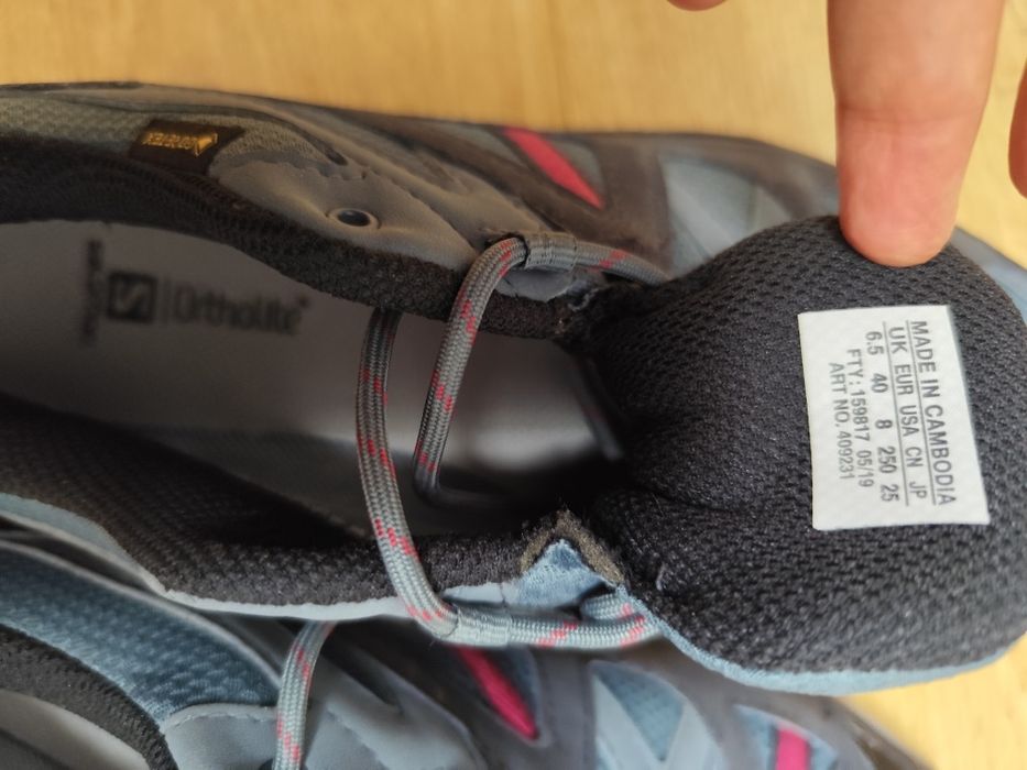 Adidași Salomon mărime 40 buni pentru 39
