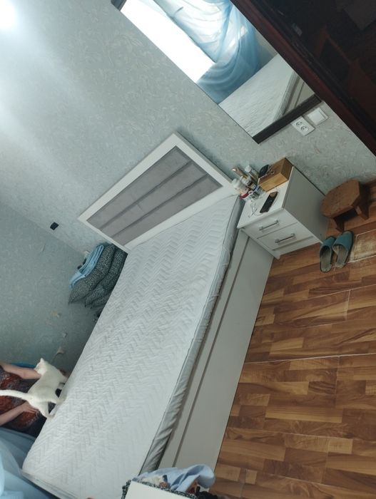 Продаю кровать двуспальную 170х220