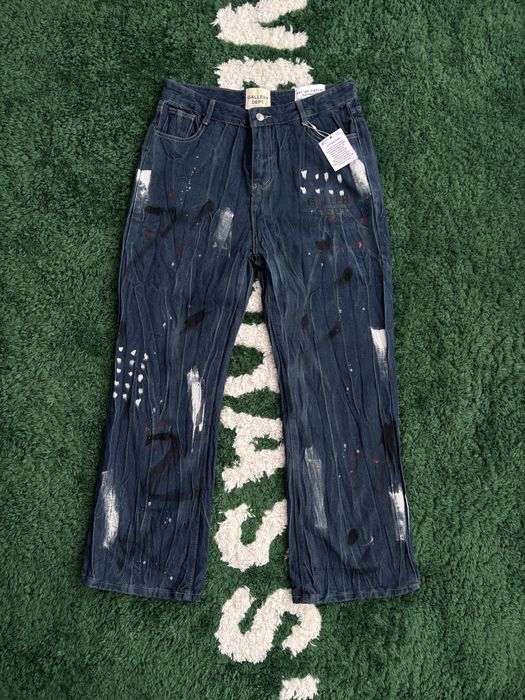 Blugi Gallery Dept L