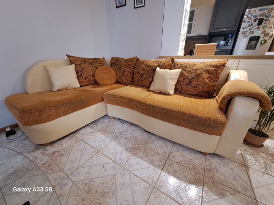 Ъглова мека мебел