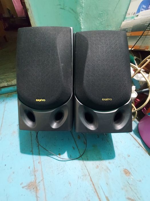 Amplificator Sony STR-DE495 si boxe