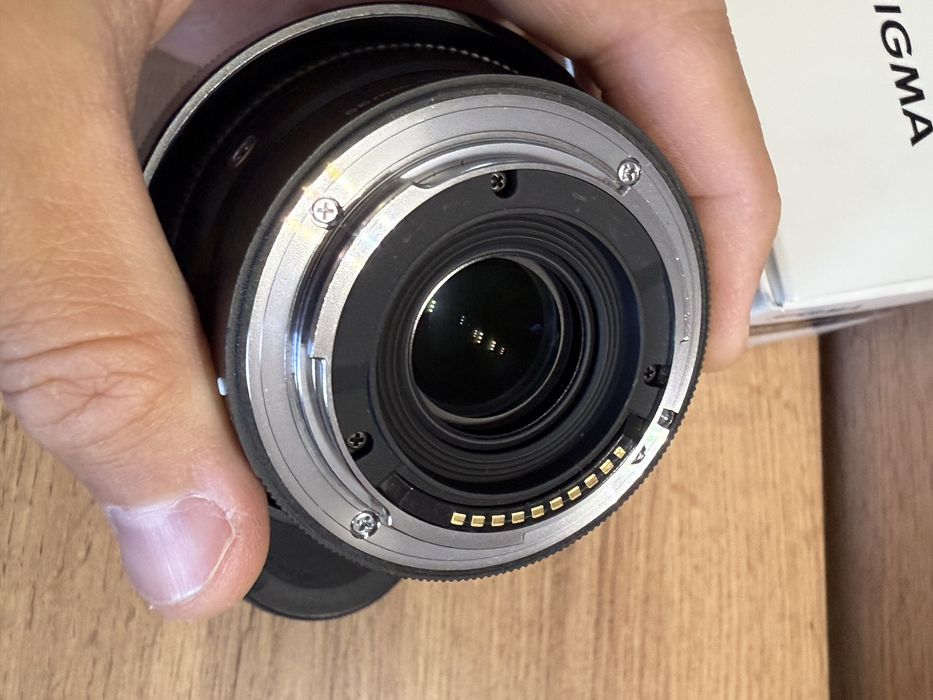 Sigma 56mm f/1.4 DC DN  для Sony E